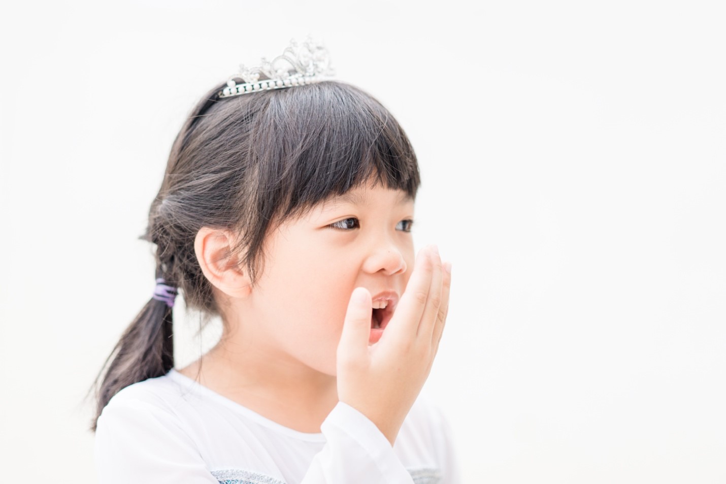 Tips Mengatasi Bau Mulut Pada Anak Akibat Gigi Berlubang